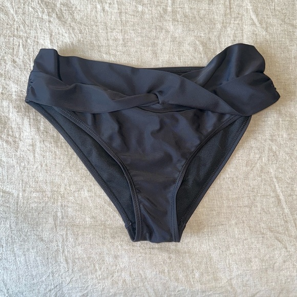 SHEKINI Women's Bikini Bottom Twist Front - Picture 4 of 6
